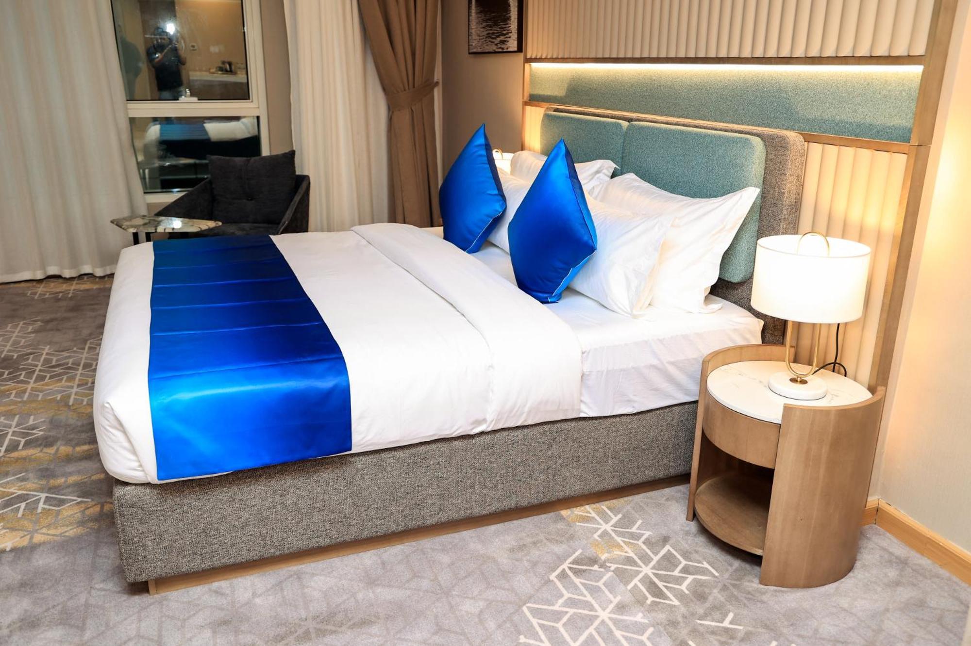 Best Western Premier M Four Hotel Dubai Exterior foto