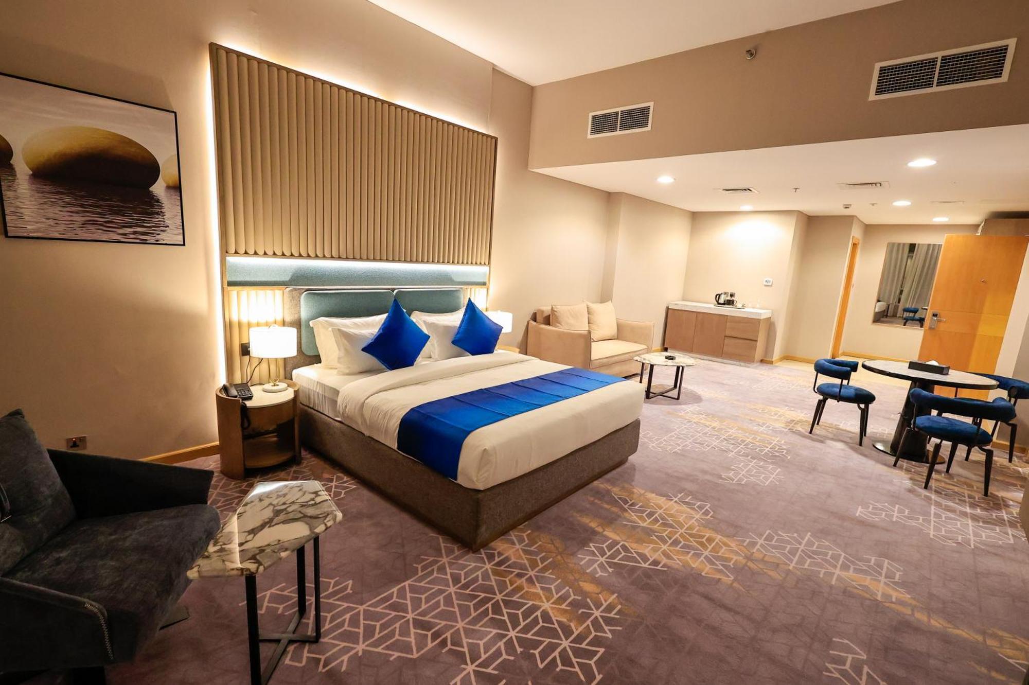 Best Western Premier M Four Hotel Dubai Exterior foto